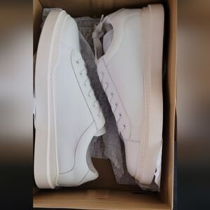 Men Steve Madden sneakers size 10